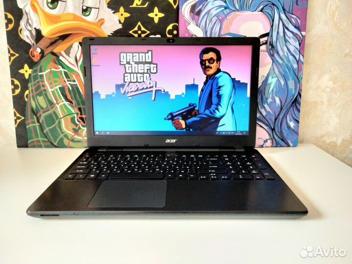 Ноутбук acer для работы учёбы игр / 1000 Гб памяти
