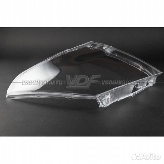 Стекло для фары Nissan Patrol Y62 (2010-2018) Прав