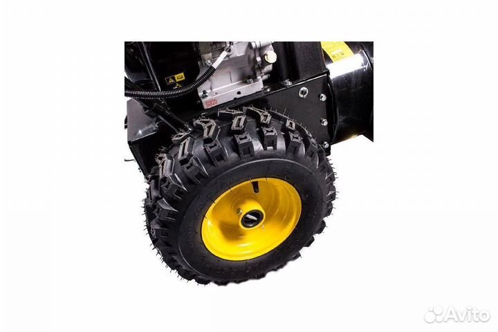 Снегоуборочная машина Champion ST1170BS