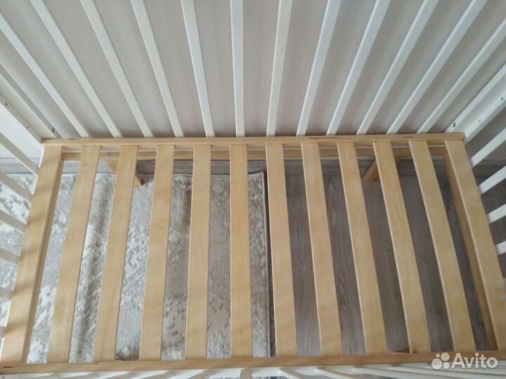 Кроватка с матрасом