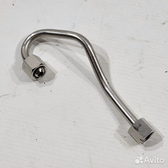 Топливная трубка Skoda Yeti