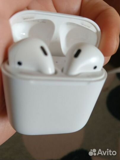 Наушники airpods