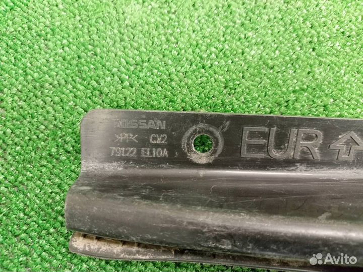 Кронштейн заднего бампера Nissan Tiida C11 2007