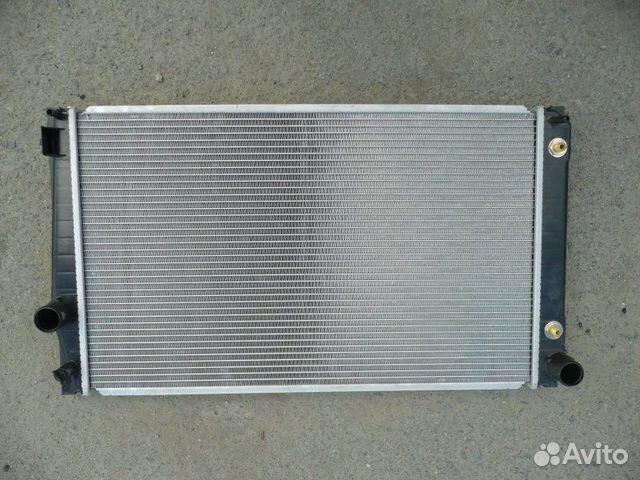 Радиатор охлаждения двигателя Toyota Rav 4 ACA40