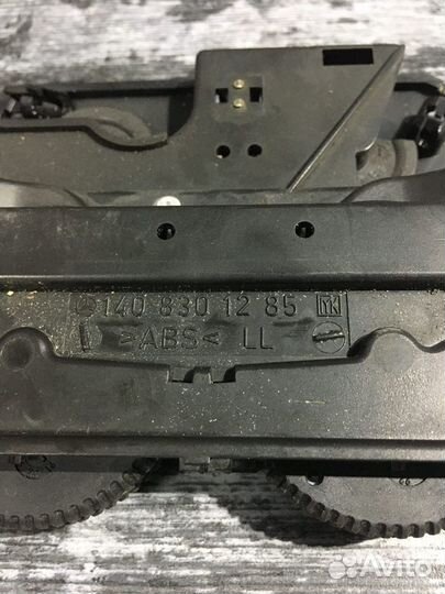 Управление дефлекторов печки Mercedes-Benz W140