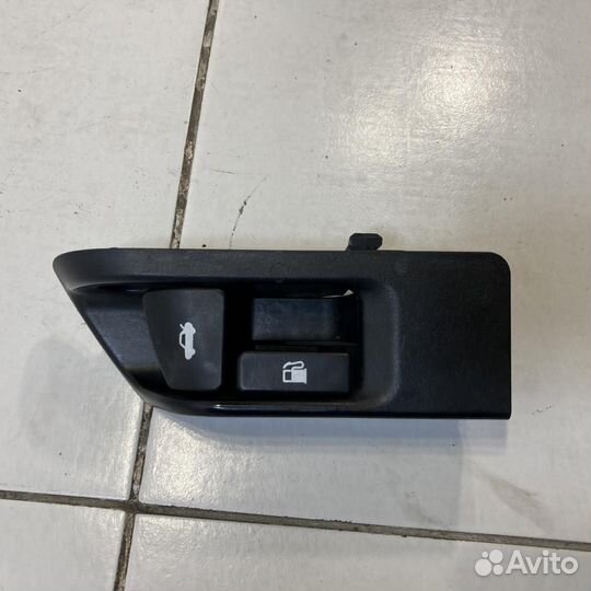 Ручка открывания багажника Toyota Camry ASV50 50 5