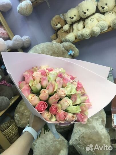 51 Роза за 3500