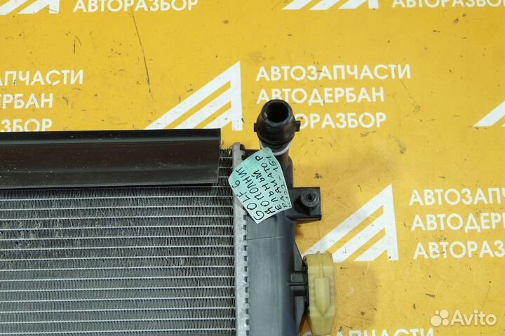 Радиатор дополнительный Volkswagen Golf 6