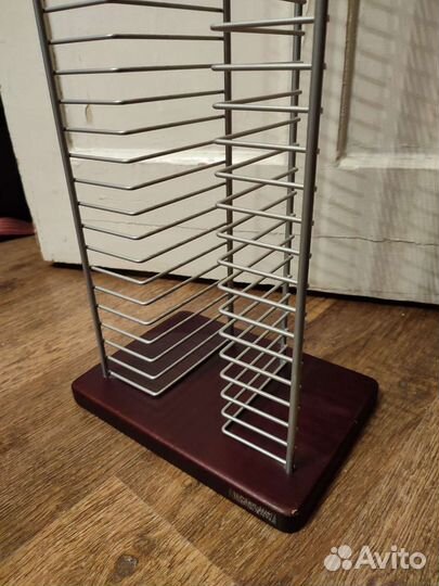 Подставка для дисков