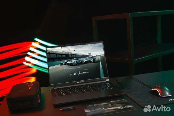 MSI Stealth 18 Mercedes-AMG Motorsport Edition