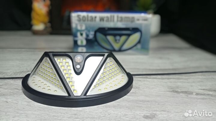 Уличный фонарь с датчиком движения солнечный