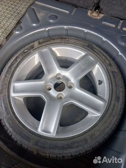 Продаю диск R17 Пежо
