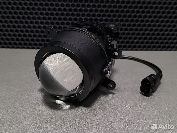 Лазерные противотуманные фары на LADA Vesta