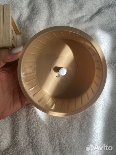 Набор: домик для хомячка и колесо