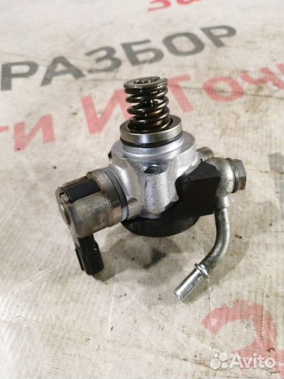 Топливный насос высокого давления Mazda 6