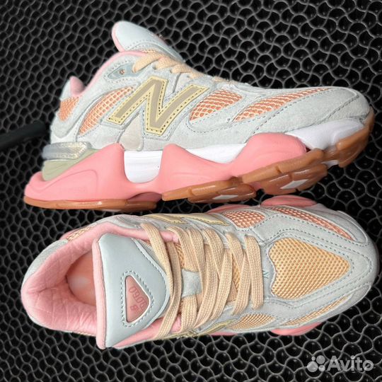 Кроссовки женские New Balance 9060