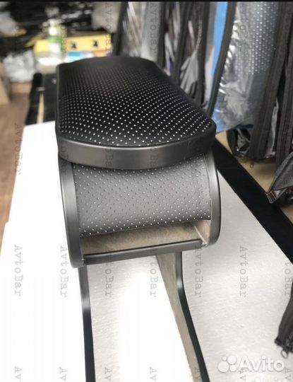 Подлокотник на Datsun