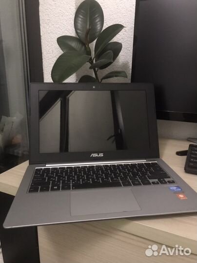 Нетбук asus x201e