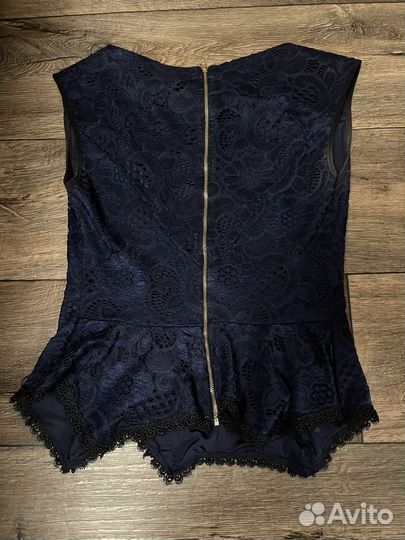 Костюм женский