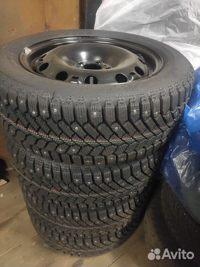 Новая резина на дисках для Фольксваген Поло