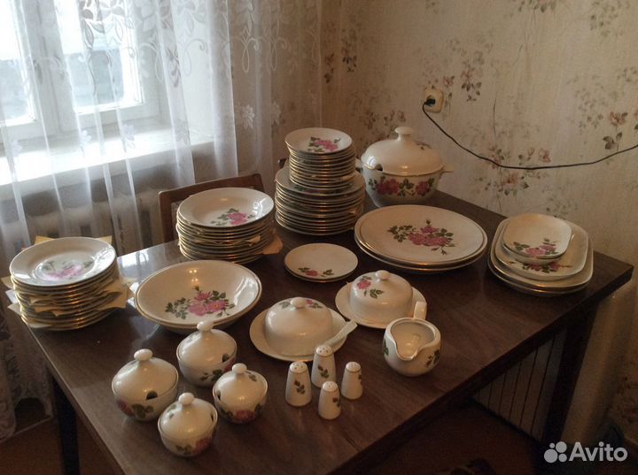 Столовый сервиз 72 предмета