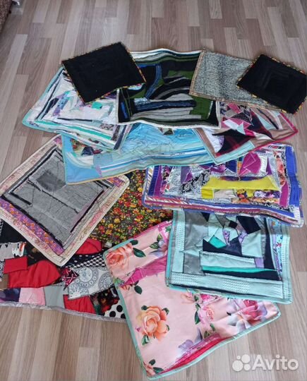 Коврики (разные размеры)