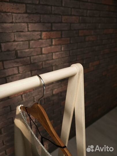 Вешалка Лофт из натурального дерева