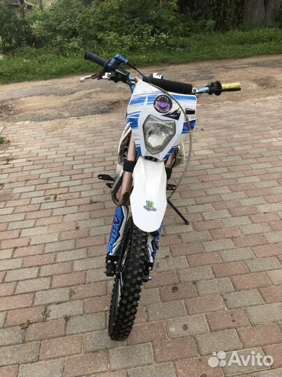 Питбайк MotoLand Apex 140