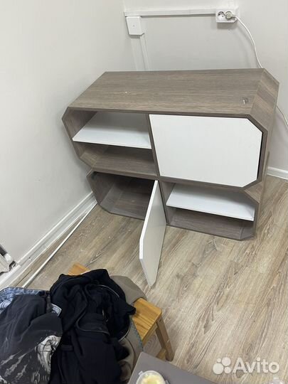 Тумба под телевизор