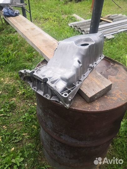 Продам масляный поддон двигателя Volkswagen b5+
