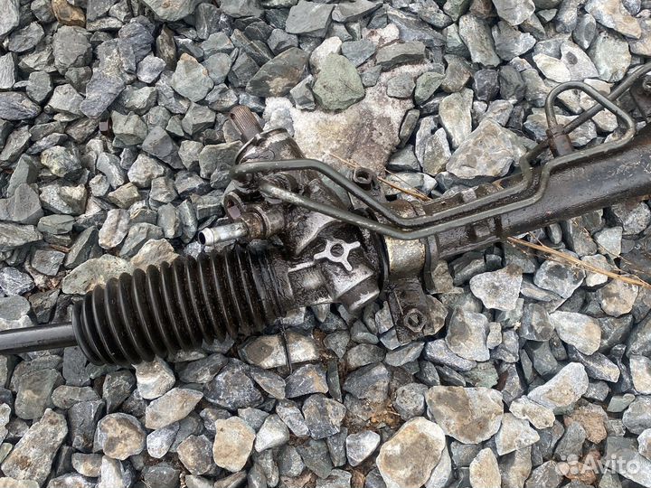 Рулевая рейка daihatsu yrv 1.3 АКПП