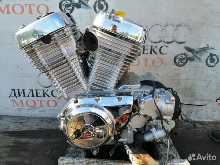 Двигатель Suzuki VS400 Intruder K506 лот (108)