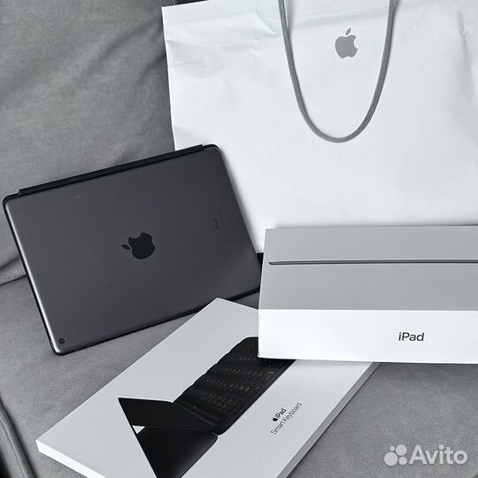 iPad 9 gen 64gb Wi-Fi + клавиатура magic keyboard