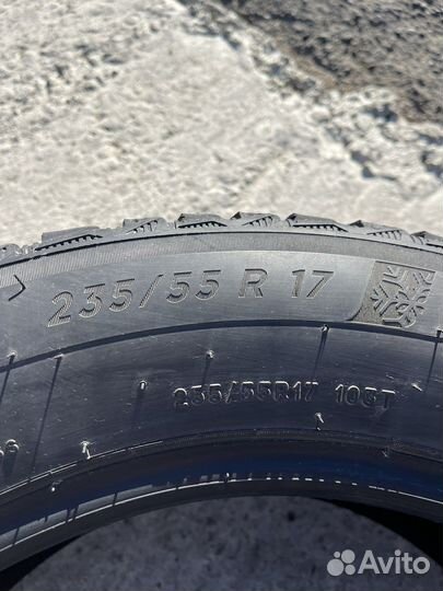 Michelin X-Ice North 4 235/55 R17 103T