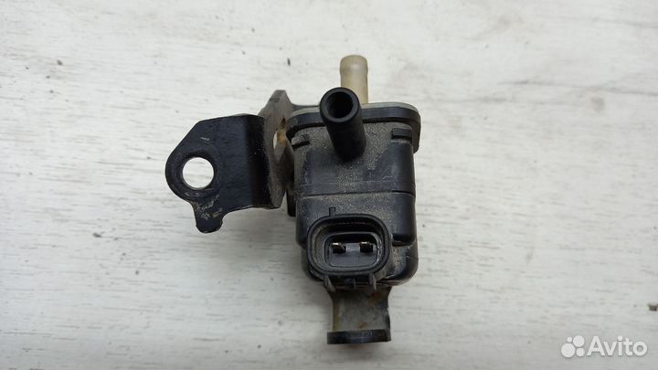 Клапан электромагнитный Toyota Camry С40