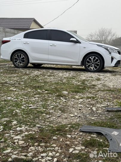 Kia Rio 1.6 AT, 2021, 220 000 км