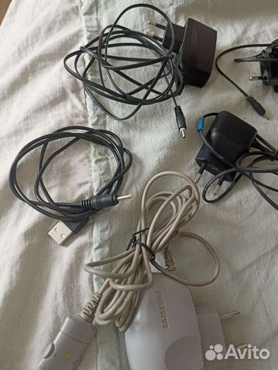 Зарядное устройство для телефона