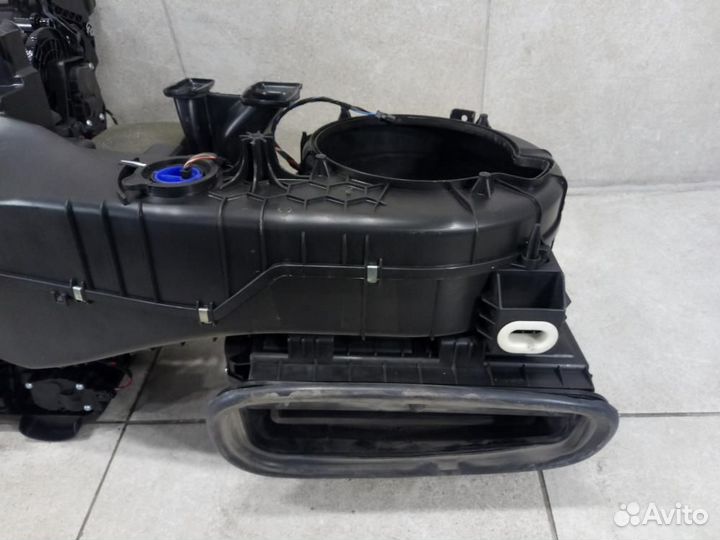 Корпус отопителя Mercedes-Benz M-Сlass ML W164