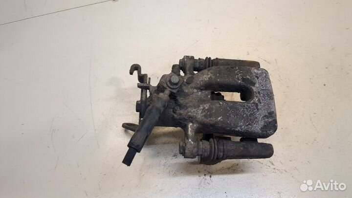 Суппорт Skoda Octavia (A7), 2015