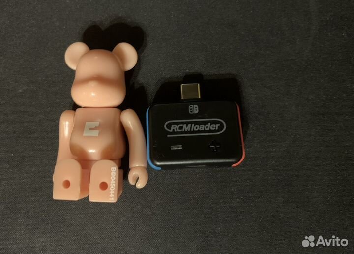 Nintendo switch прошитая + флешка + чехол