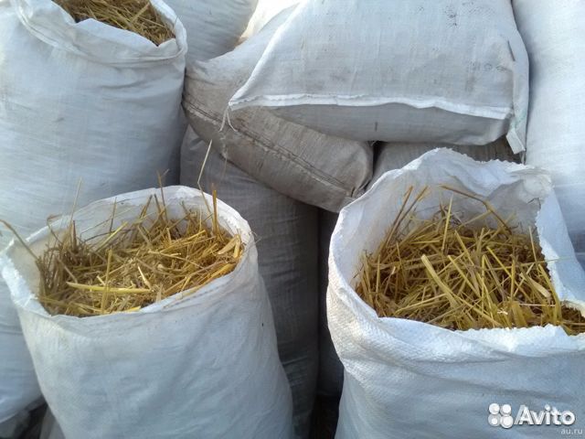 Солома в мешках для подстилки для собак, Доставка