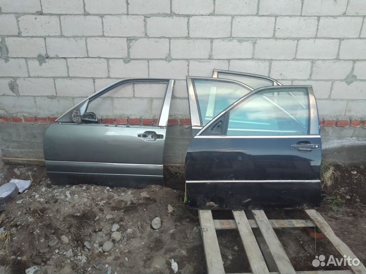 Кузовные детали Мерседес w140