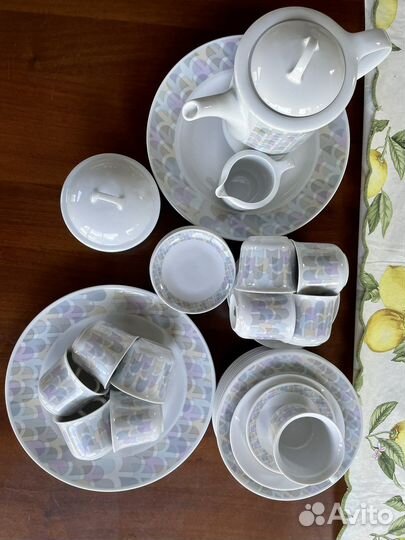 Набор столовой посуды на 10 персон