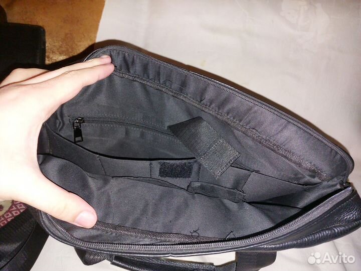 Комплект из натуральной кожи сумка + портмоне