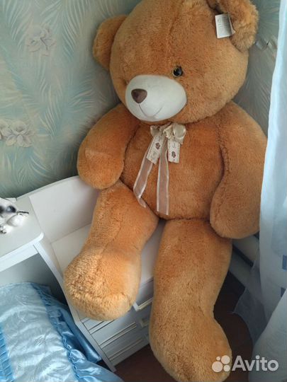 Плюшевый медведь большой
