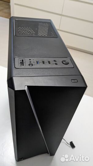 Корпус Aerocool cylon