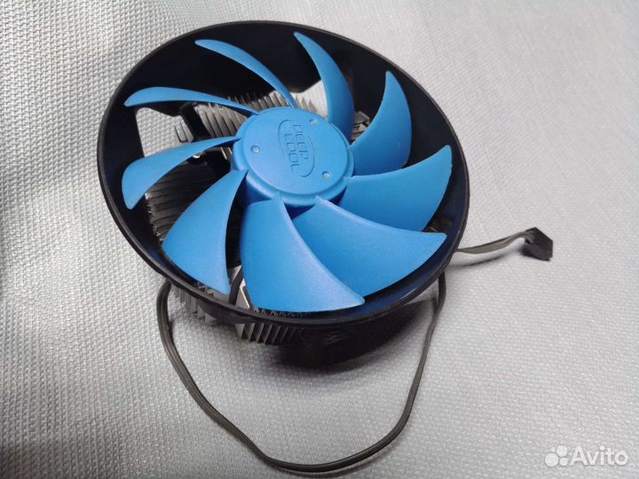 Радиатор с кулером на cpu deep cool