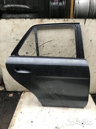 Дверь задняя правая