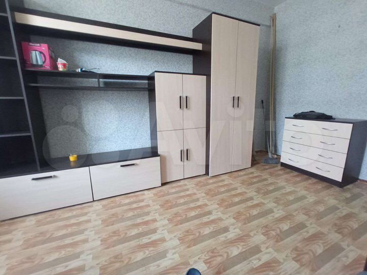 Комната 16 м² в 4-к., 5/5 эт.