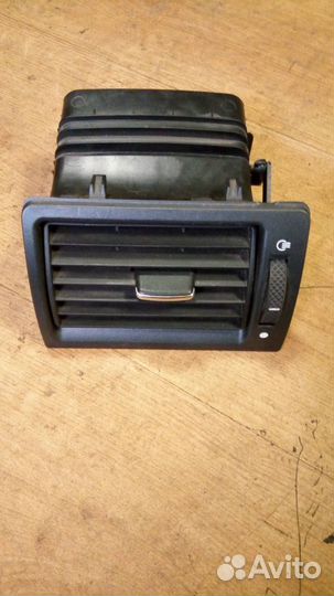 Дефлектор воздуховода Форд мондео 3 рест правый